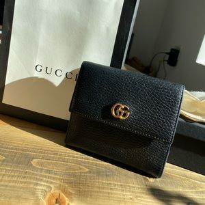 Gucci black GG marmont wallet